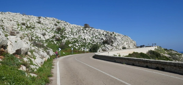 Route côtière entre Otranto et Leuca au crépuscule, septembre, Pouilles