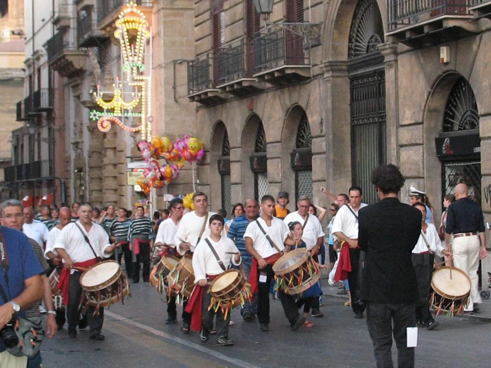 Feu d'artifice du Festino di Santa Rosalia au-dessus de Palerme, juillet, Sicile