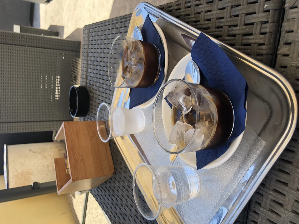 Caffè Leccese glacé au lait d'amande, spécialité de Lecce, Pouilles