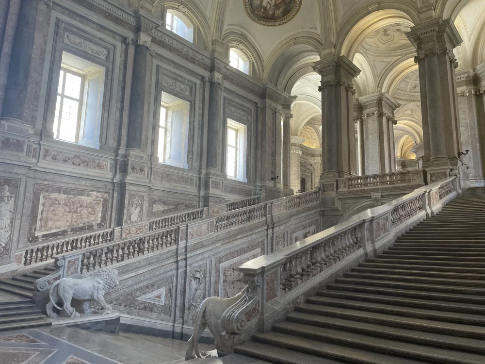 1. Le Scalone Reale