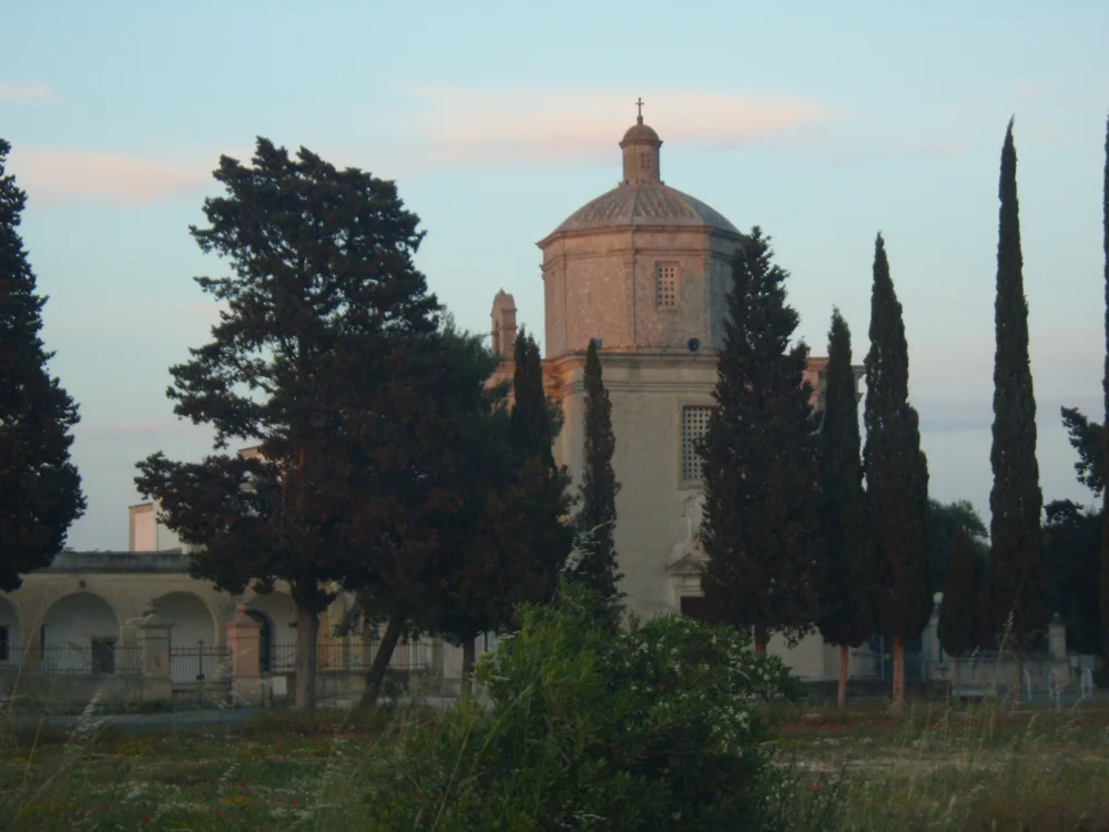 Sanctuaire Maria SS. dell'Abbondanza à Cursi, à l'écart du centre historique