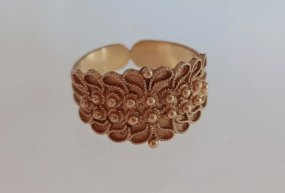 Bague fede sarda en filigrane d'argent, bijouterie traditionnelle sarde