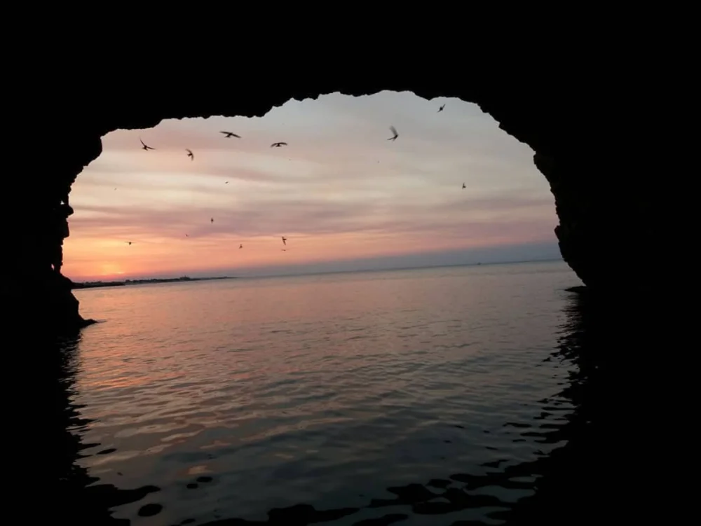 La Grotta delle Rondinelle ouvre le parcours côtier