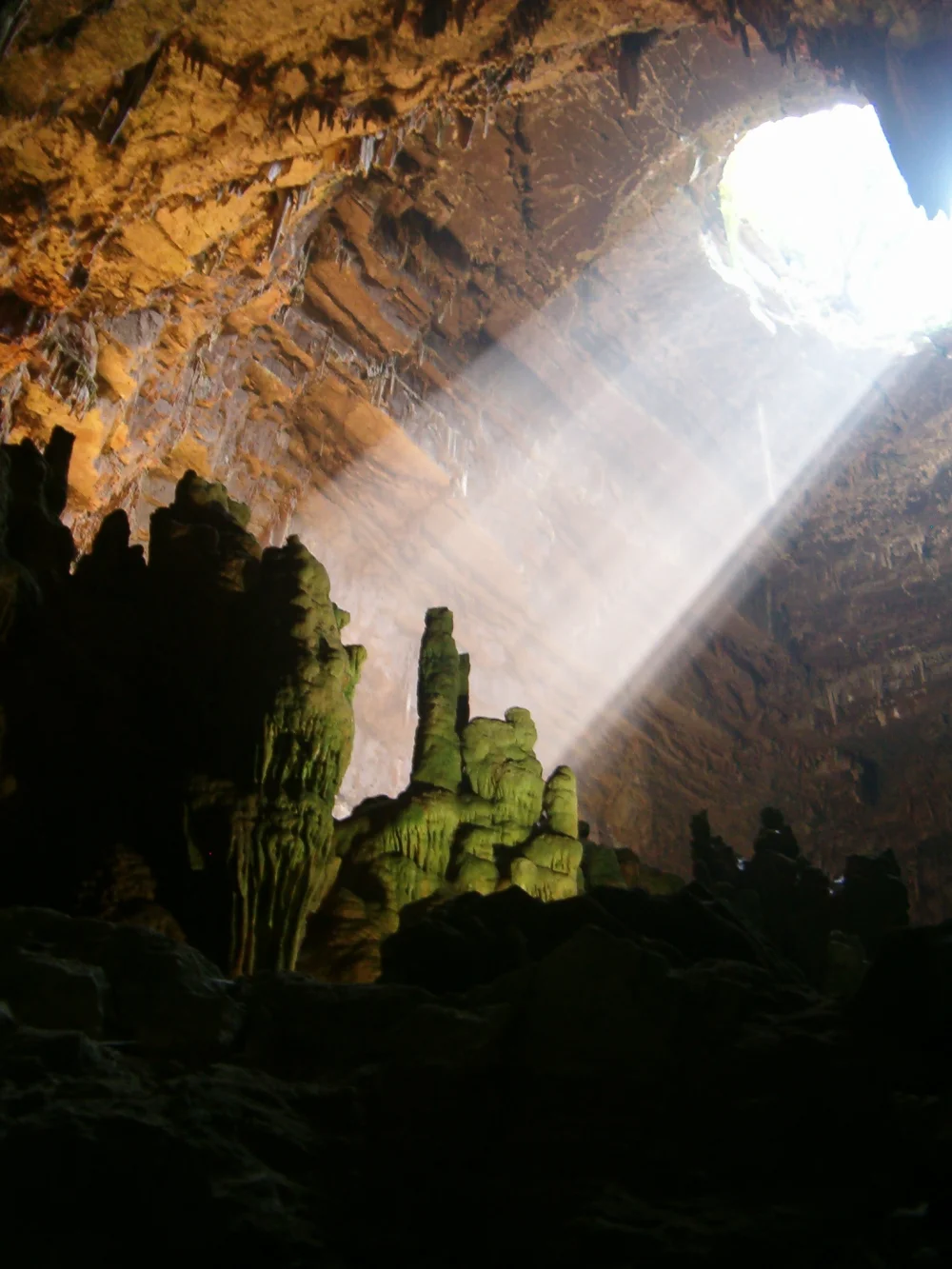 Galeries souterraines calcaires des Grottes de Castellana, pour éviter les Pouilles sous la chaleur
