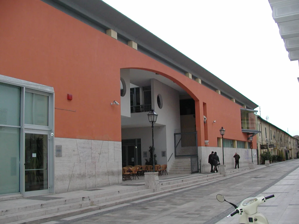 Anciennes casernes du XVIe siècle abritant le Museo delle Genti d'Abruzzo à Pescara