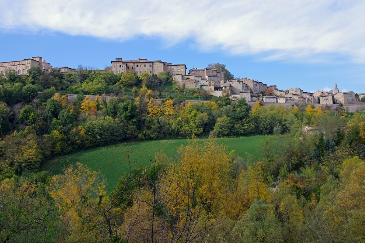 Paysage dans les Marches, guide DolceRoutes