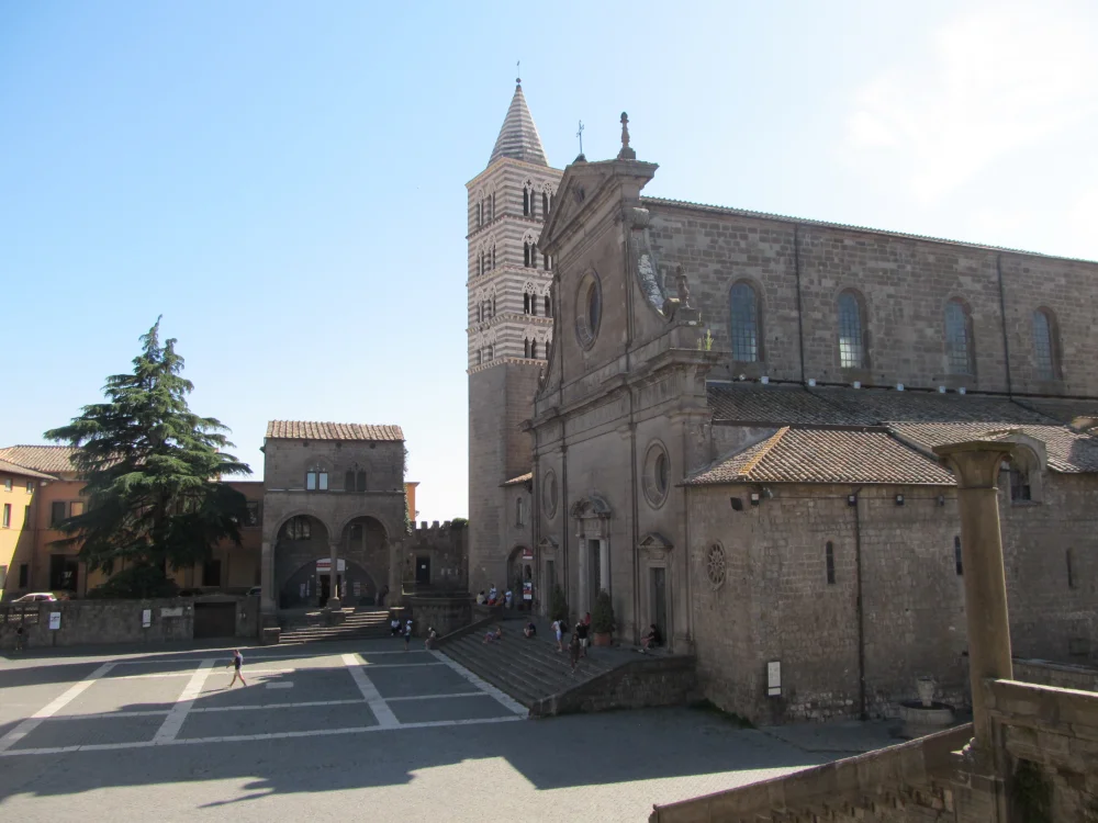 Cathédrale San Lorenzo et Fontana Grande, Viterbe