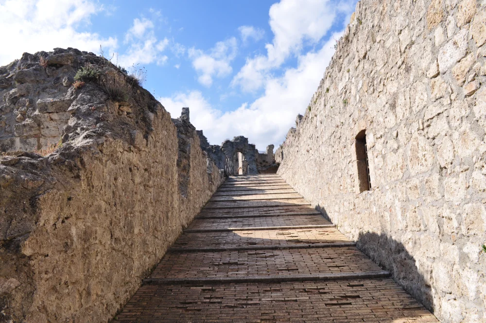1. Les bastions et la place d’Armes