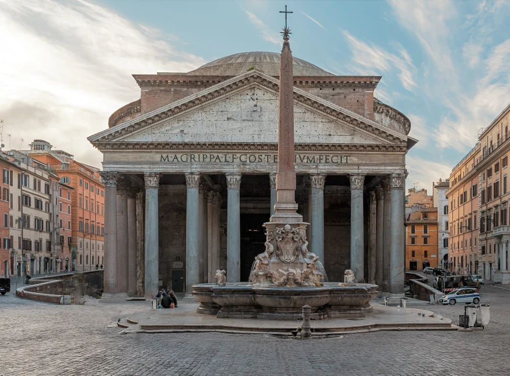 Le portique et l'inscription d'Agrippa