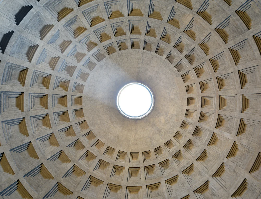 Oculus et coupole à caissons du Panthéon vus de l'intérieur, Rome