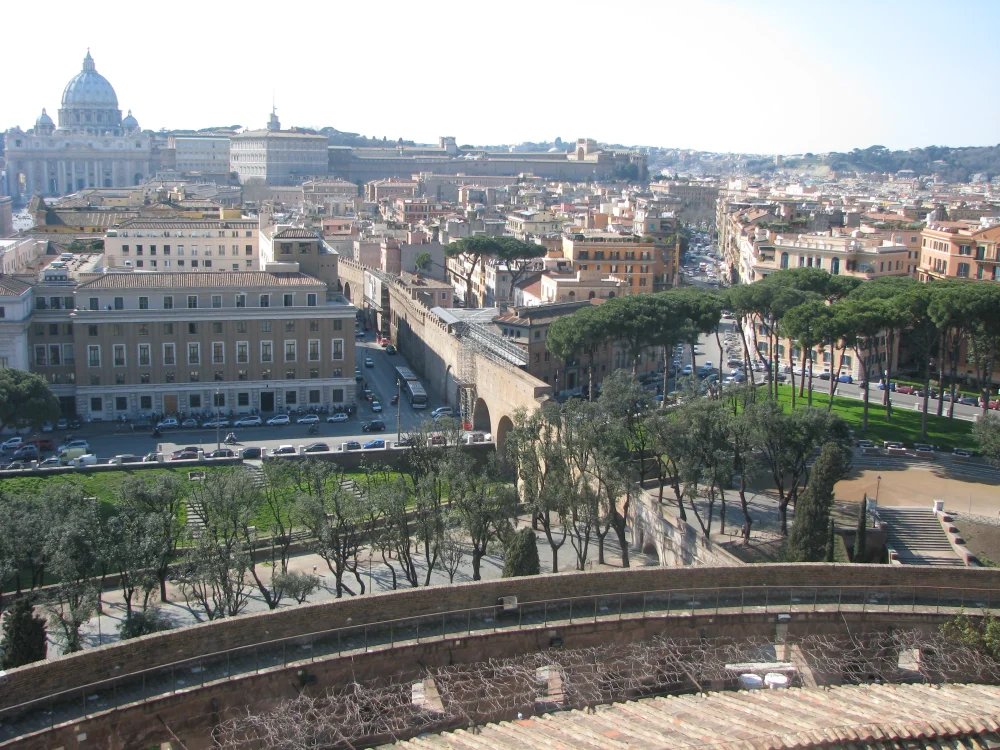 Garder un peu de temps pour regarder Rome depuis les hauteurs