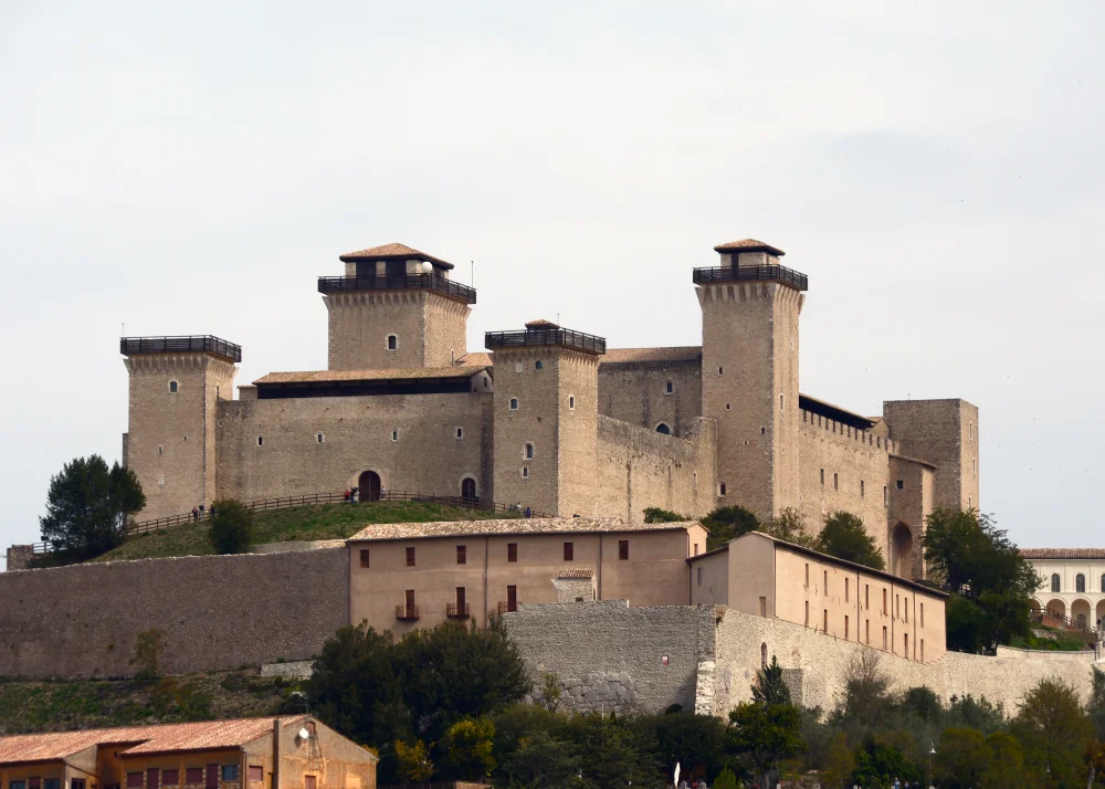 La Rocca Albornoziana vue de l'extérieur, Spoleto, Ombrie