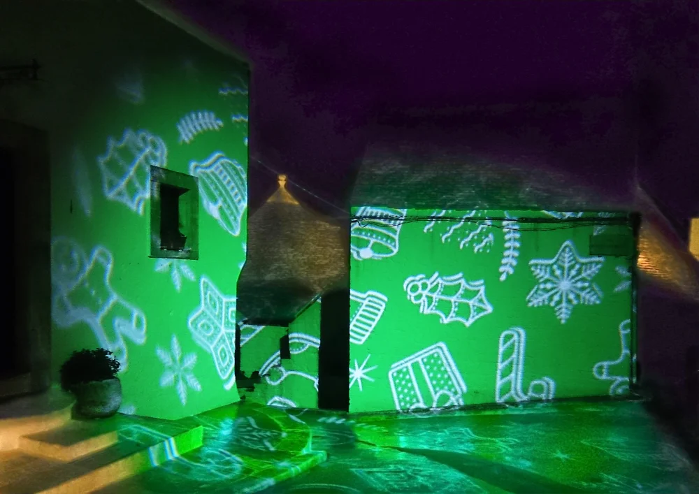 Vue d’Alberobello et de ses trulli, à Noël dans les Pouilles