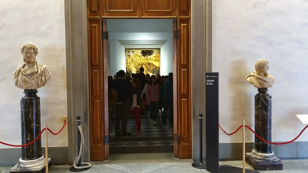 Entrée de la salle Léonard de Vinci, Galerie des Offices, Musées gratuits à Florence