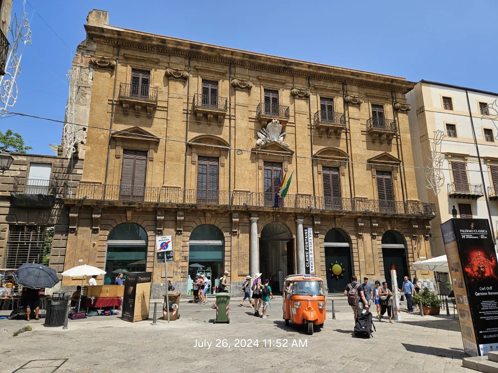 Façade du Palazzo Riso à Palerme